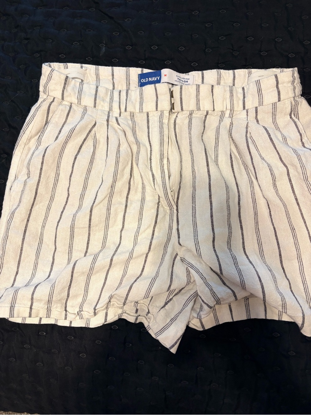 Old Navy Cream and Navy Pinstripe Women's Shorts